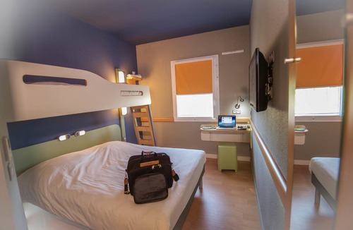 Saint-Martin-de-Crau Hotel | ibis budget Saint Martin de Crau Porte de Camargue