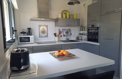 Palavas-les-Flots Condo | Ideally located apartment, 200m from Sarail beach, left bank.