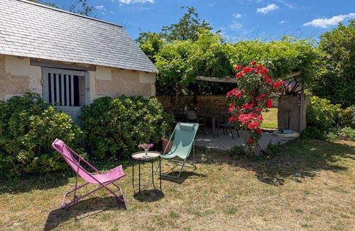Couddes Cottage | Idyllic Family Retreat: Spacious Home with Garden, Kid-Friendly Amenities, and Nearby Attractions