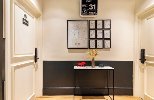 Voltaire - Saint Amour Apartment | Indusoft - Style and Comfort in Lyon Part-Dieu