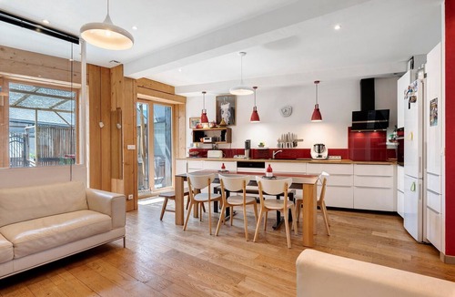 Villard-de-Lans Apartment | L’Authentique du Vercors – Spacious Modern Wood-Style Apartment with Mountain Views