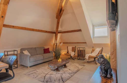 Cluses Apartment | ✨ L'Ecrin Précieux – Air Conditioning, Spa, Sauna, 2 Master Suites & Fitness Area