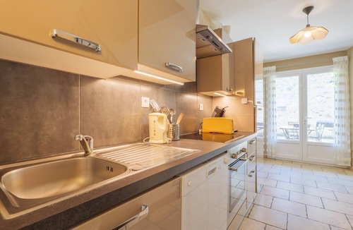 Saint-Paul-Trois-Chateaux House | L'olivier – Spacious Family Gîte near St Paul Trois Châteaux, Pool & Terrace