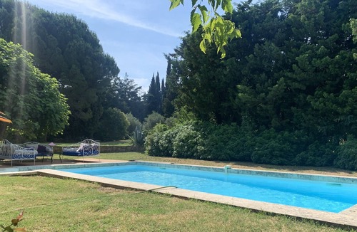 Bagnols-sur-Ceze House | La Filature Magnanerie 6 bedrooms swimming pool private park