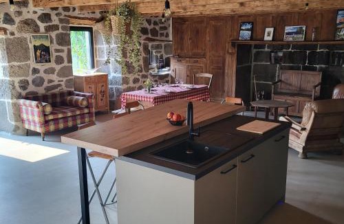 Le Claux House | La Grange d'Olivier