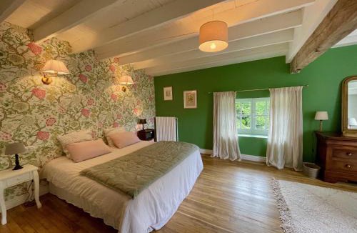 Saint-Estephe House | La Grenouillère