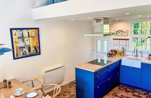 Les Restanques House | La Maison bleue by Interhome