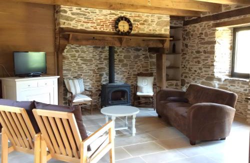 Cahus House | La Maison Leontine