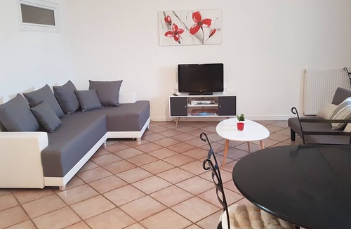 Crest Bed & Breakfast | La Maison XV