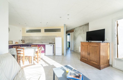 Villeneuve-de-Berg Apartment | La Parenthèse de l'Ibie - Proche des Monts d'Ardèche