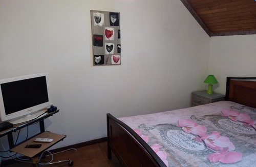 Saint-Vitte-sur-Briance Apartment | La petite ferme de Lucie et Andréa