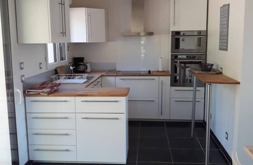 Cahors House | Large house (loft) 5 bedrooms 10 people with pool Cahors