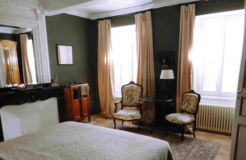 Soupex House | Large Maison de Maître renovation design. Historical park & large swimming pool