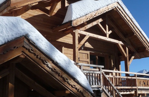 Monetier-les-Bains Ski Chalet | LARGE WOOD AND STONE CHALET Serre chevalier 1500