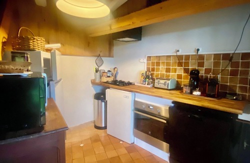 Eglisolles House | LE 1830 - Character family home with authentic fireplace - Sleeps 8