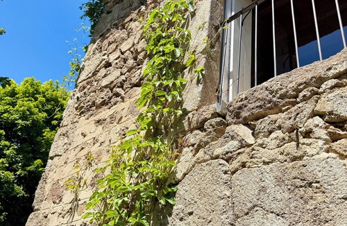 Eglisolles House | LE 1830 - Character family home with authentic fireplace - Sleeps 8