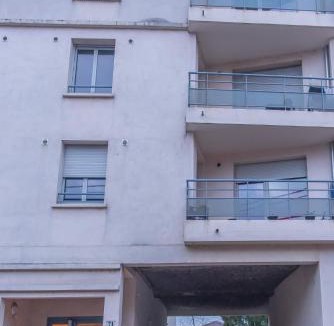 Decines-Charpieu Apartment | Le Clos Jaurès/Lyon-Eurexpo/Parc OL