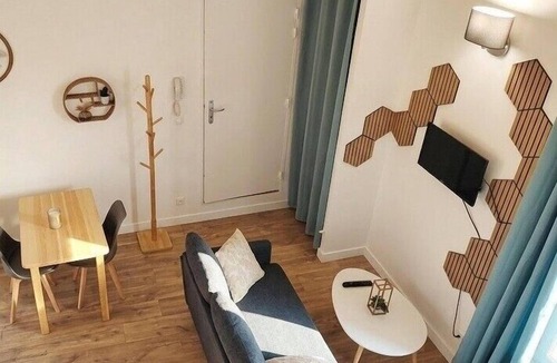 Montbrison Apartment | Le Cocon Mezzanine