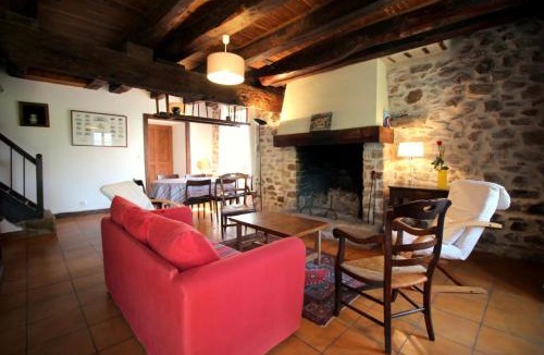 Moissannes House | Le congé