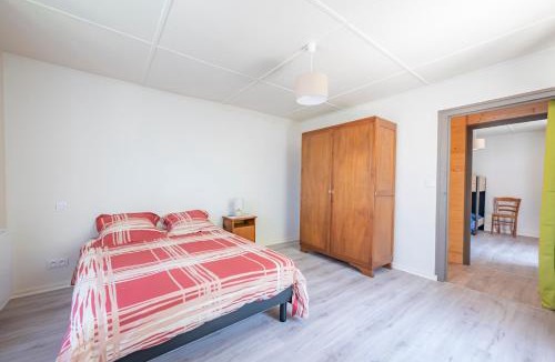 Saint-Clair-sur-Galaure House | Le Gîte de la Passerelle - avec jacuzzi du 15 mai au 15 septembre