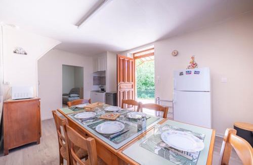 Saint-Clair-sur-Galaure House | Le Gîte de la Passerelle - avec jacuzzi du 15 mai au 15 septembre