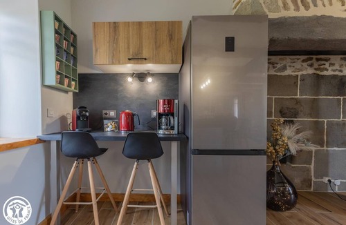 Aveze House | Le gîte de la "Dore" - AVEZE