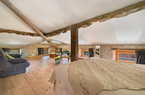 Rieucros Bed & Breakfast | Le Jardin Guest Room with Shared Terrace, Communal Garden & Wi-Fi