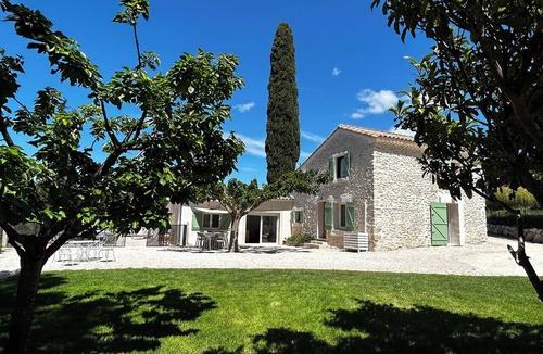L'Isle-sur-la-Sorgue House | Le Mas de Saint Antoine, charming house with swimming pool, Isle sur la Sorgue.