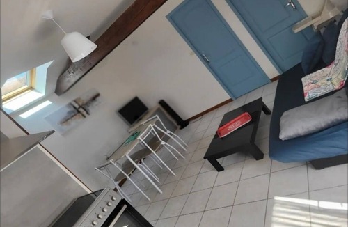 Chabris House | le Petit Bluey