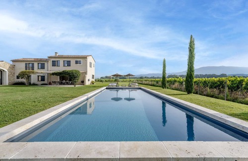 Mazan Villa | Le Prado — 360° View, Pool & Spa | Bersy Luxury®
