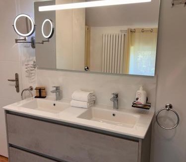 Trigueres Bed & Breakfast | Le Spa est dans le Pré