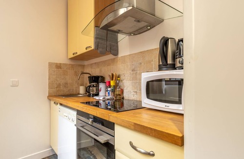 Romorantin-Lanthenay Apartment | Les 3 rois: Laura apartment with terrace
