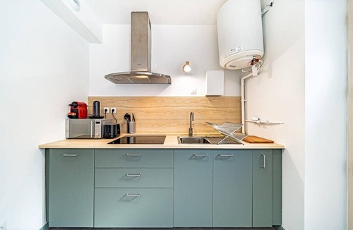 Bussiere - Cadiere Apartment | Les Amandiers 4 pers- Oullins centre-Lyon