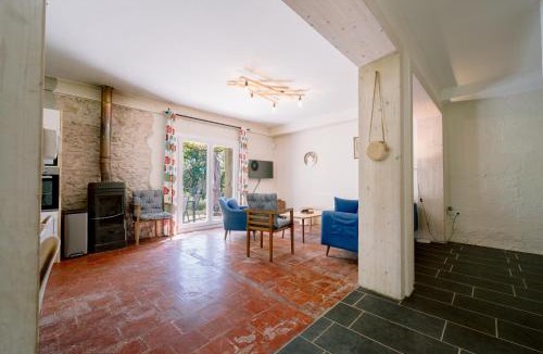 Graulhet House | Les Echos d Ailleurs