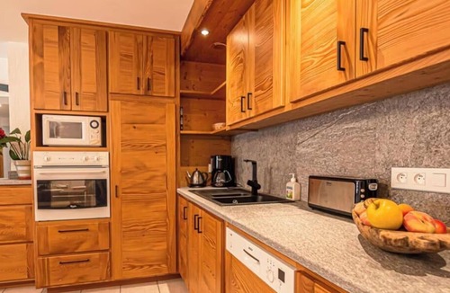 Val Cenis Apartment | Les Tavernettes Val Cenis – Spacious Apartment for 12 in the Heart of the Alps