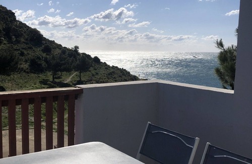 Cerbere Apartment | Location Appartement Cerbère, vue mer et piscine (66290) 4 people