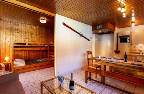 Tignes Apartment | Lovely apartment for 7 guests with WIFI, TV and balcony