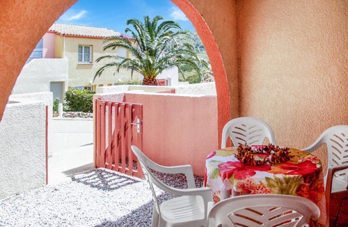 Cerbere Apartment | Lovely apartment in Cerbere with swimming pool