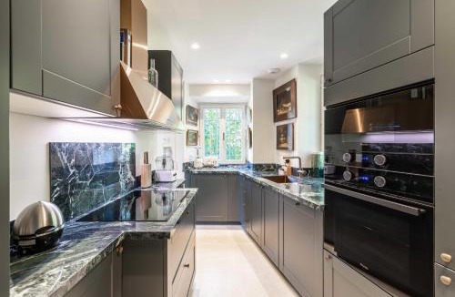 California - Pezou Villa | Luxurious Villa with heated pool 5BR-10p - Cannes