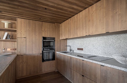 Courchevel Apartment | Luxury 3-suite apartment in the heart of Courchevel 1850