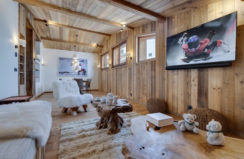 Les Almes Apartment | Luxury Apartment Near Ski Slopes, Tignes