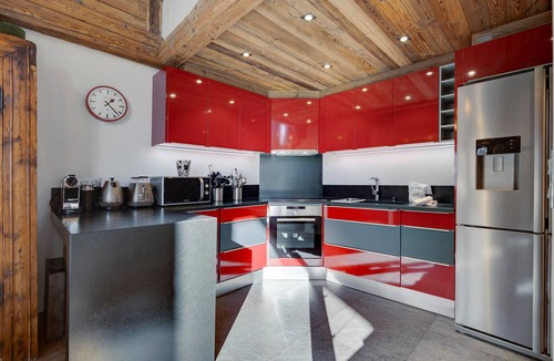 Val-d'Isere Apartment | Luxury apartment with jacuzzi, terrace and fireplace - 10 people