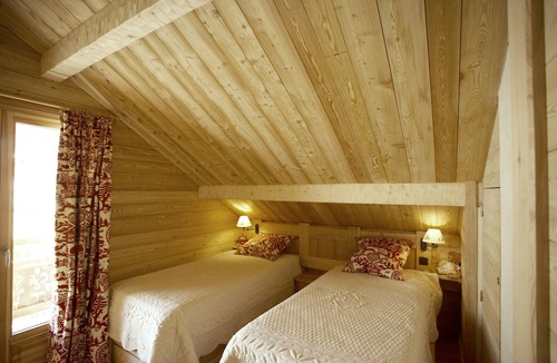 Monetier-les-Bains Apartment | Luxury chalet-apartment