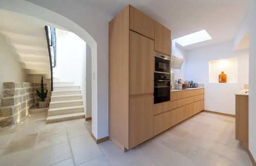 L'Isle-sur-la-Sorgue House | Luxury - Completely renovated convent - Listed building - Swimming pool, In the heart of town