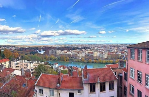 Boucle - Gros Caillou Apartment | Lyon Croix Rousse - Superb View 🌟