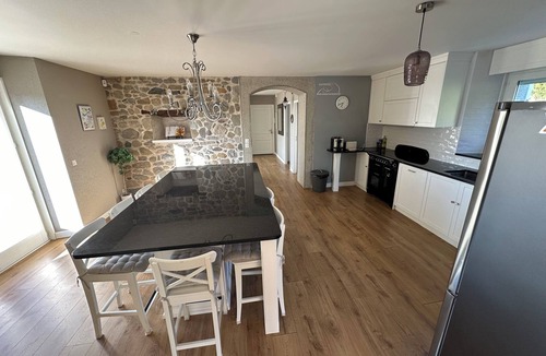 Loisin Villa | Magnificent stone house with 5 bedrooms - Near Geneva