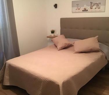 Saint-Nectaire Apartment | Magnifique T4 avec terrasse à Saint-Nectaire - 8 pers