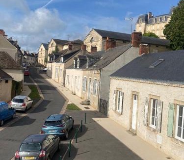 Montfort-le-Gesnois House | maison climatisée 2 chambres garage wifi de 1 a 5 voyageurs