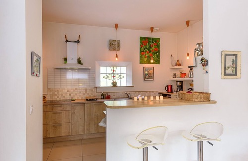 Saint-Jorioz House | Maison Ondine - Logement familial à deux pas du lac et des commerces