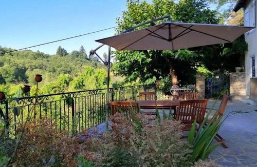 Segur-le-Chateau House | Maison Rocher